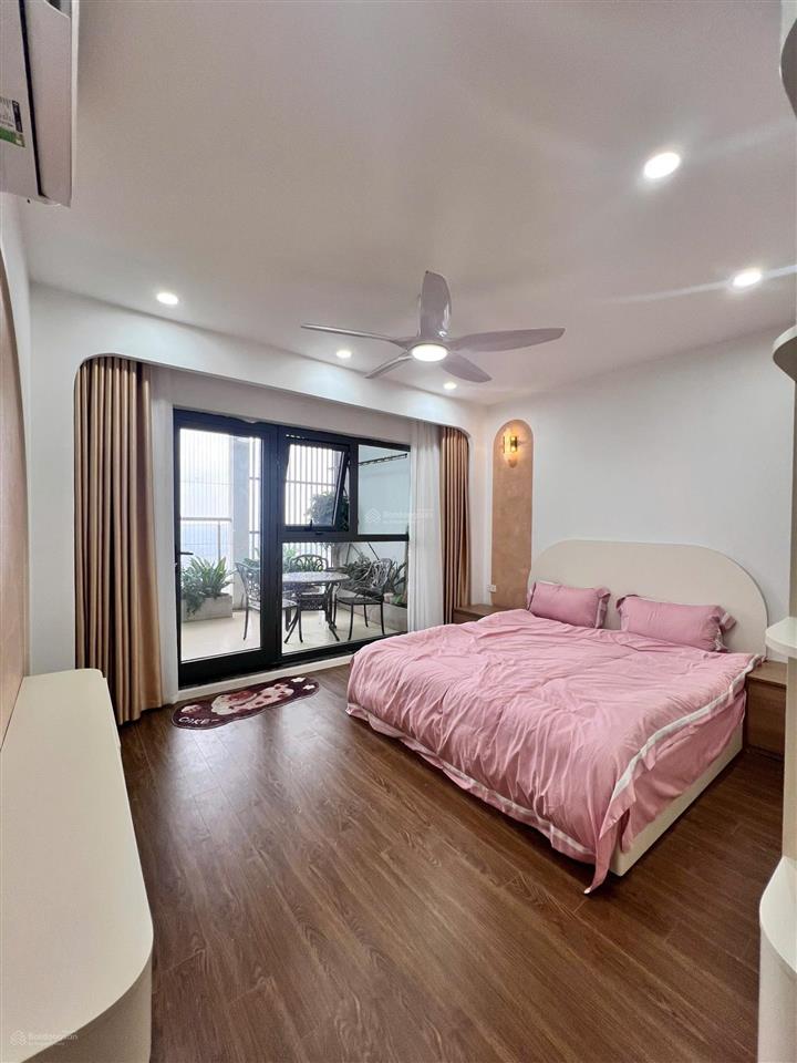 Chính chủ chuyển công tác cần bán căn hộ 107m2 thông thủy 3 ngủ 2 vệ sinh hpc landmark, sđcc 7,x tỷ