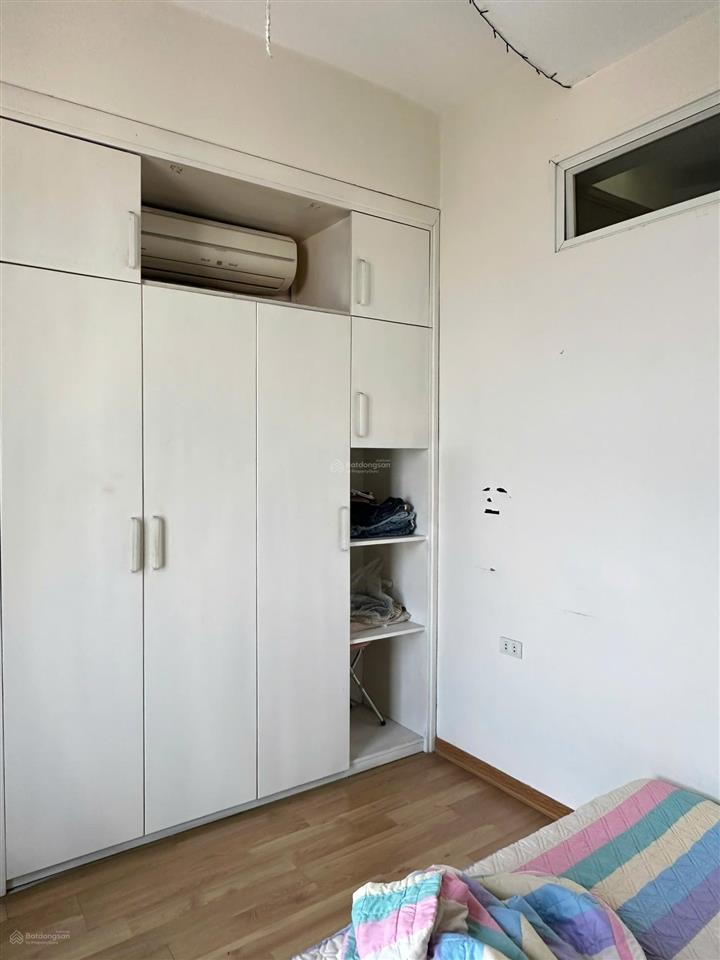 Chính chủ  bán căn hộ fodacon bắc hà 3 ngủ 2 vệ sinh 111.8m2 đồ cơ bản  sẵn sổ về ở ngay 6.x tỷ