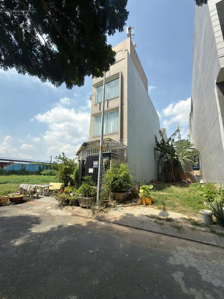 Quá rẻ 1/2 thị trường  quá ngon luôn góc 2 mặt tiền kinh doanh êm đềm  kế khu tđc đhqg tp. hcm