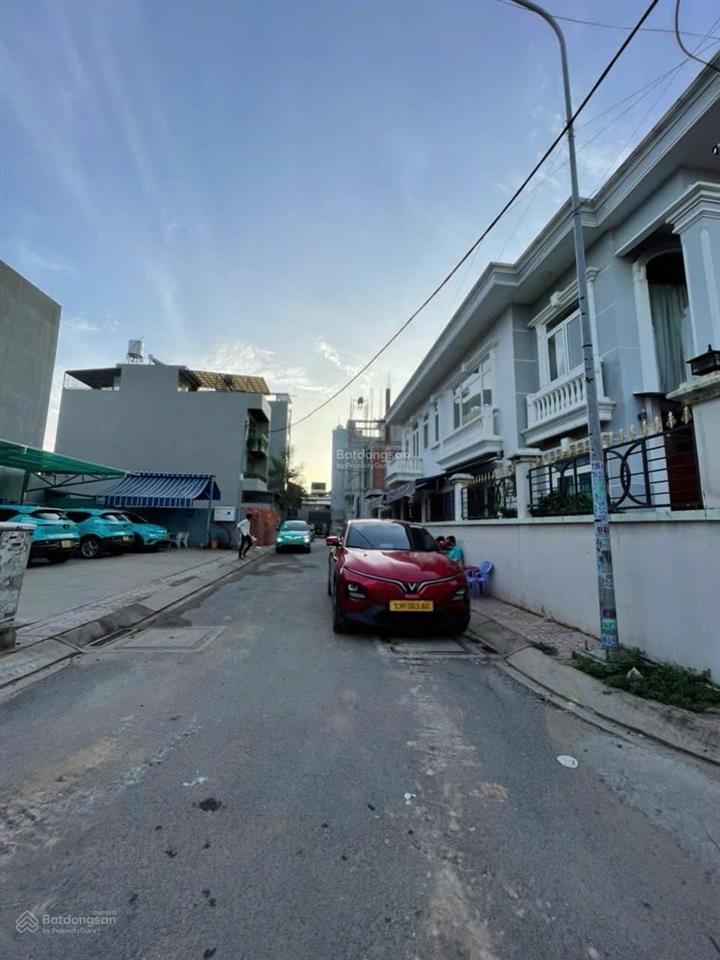 Đất phân lô linh tây cũ 74m2 đường 5m có vỉa hè giảm giá còn 6,5 tỷ