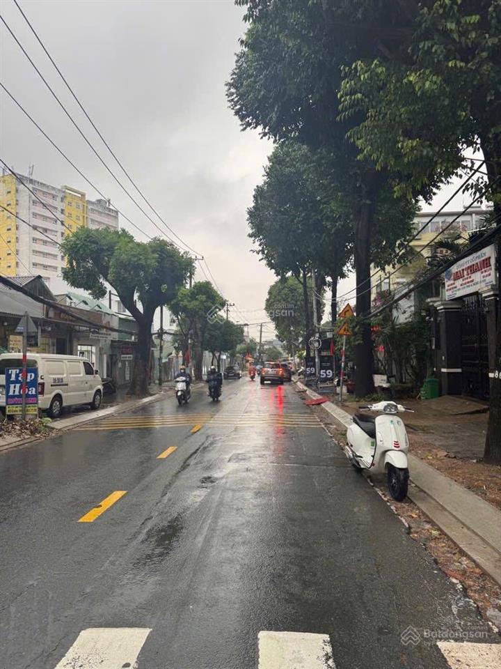 Mặt tiền kinh doanh sầm uất linh trung thủ đức 95m cách ga metro 100m đang cho thuê 12 tr/tháng