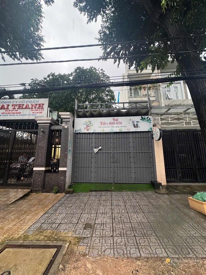 Mặt tiền kinh doanh sầm uất linh trung thủ đức 95m cách ga metro 100m đang cho thuê 12 tr/tháng