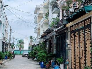Kdc đồng bộ  nhà 3 tầng  đường 6m  hoàn công đủ  phường thủ đức