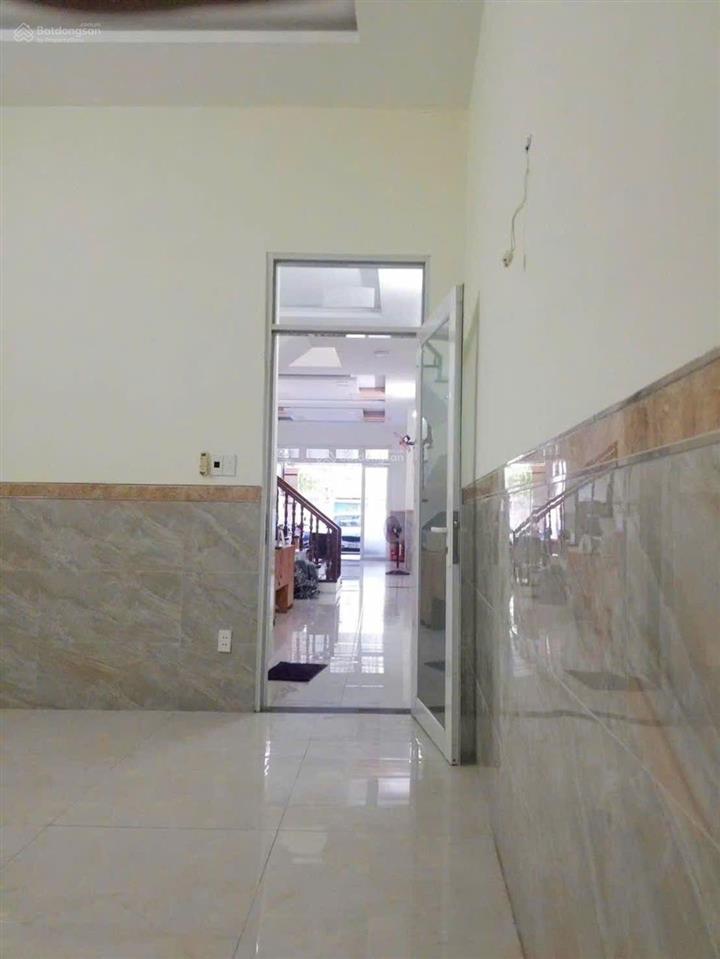 Nhà 2 tầng  111m chỉ hơn 7 tỷ  đường nhựa 8m  đường số 11  phường linh xuân
