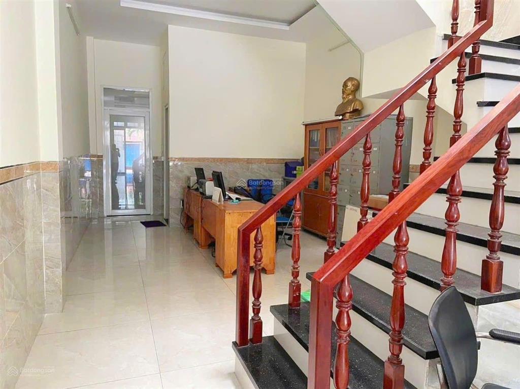 Nhà 2 tầng  111m chỉ hơn 7 tỷ  đường nhựa 8m  đường số 11  phường linh xuân