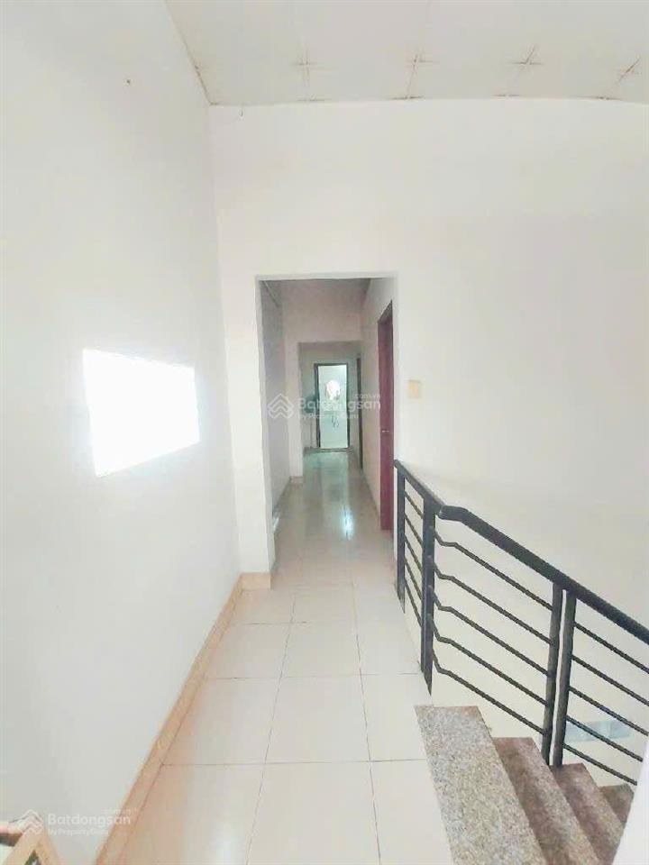 Chủ gấp bán giảm mạnh chỉ 68 triệu/m  nhà 2 tầng btct  ngang 5m  trung tâm phường thủ đức