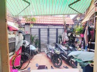 Chủ gấp bán giảm mạnh chỉ 68 triệu/m  nhà 2 tầng btct  ngang 5m  trung tâm phường thủ đức