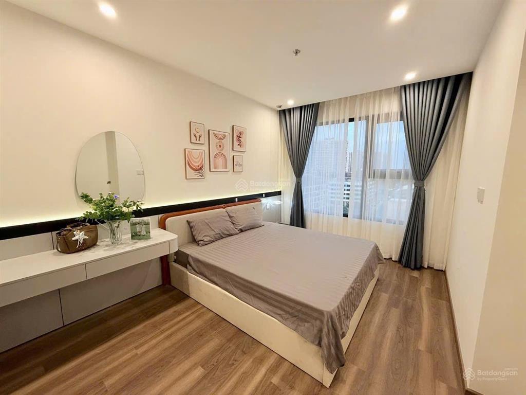 Cho thuê gấp căn hộ 3ngủ nhà mới view hồ
90m giá 20tr
tại the zurich  vinhomes ocean park, gia lâm