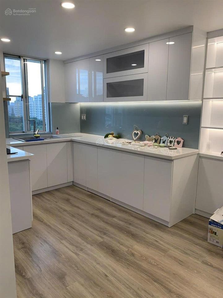 Bán căn hộ duplex mỹ khánh 2 phú mỹ hưng, 197m2, 4pn, 3wc, giá bán 15 tỷ,  0936 711 ***