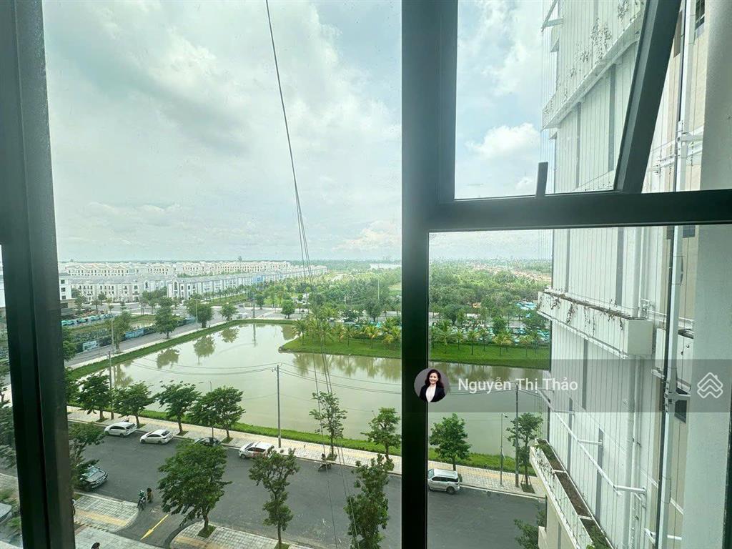 Hè đến thuê 2pn full nt10trfree qly con có không gian vui chơi trong resort lumiere boulevard q9