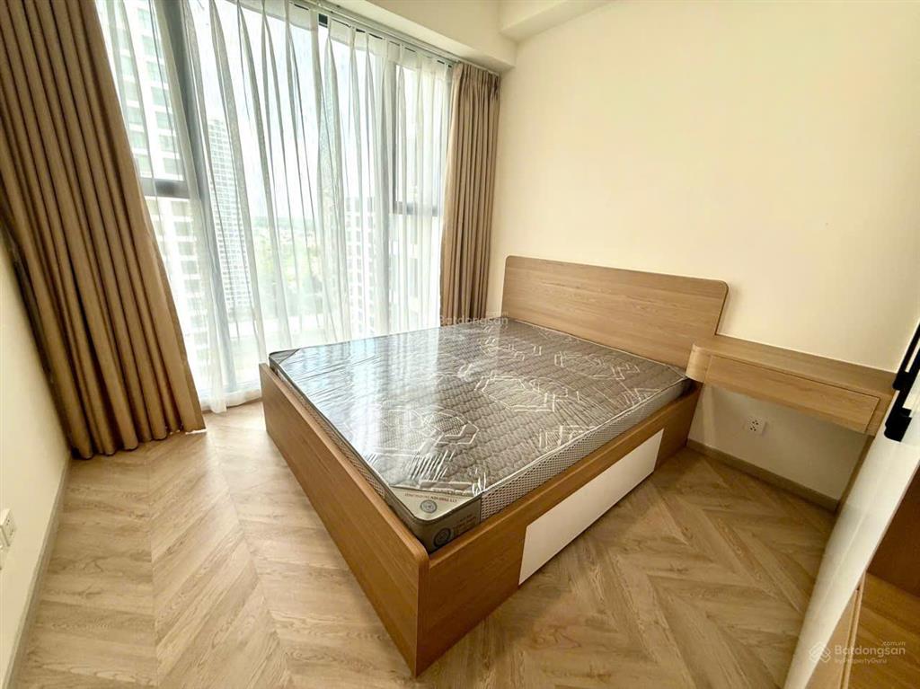 Hot! cho thuê 2pn, giá 10tr,free qlyđủ nt mới 100%  lumiere masteri ,view đẹptầng trung vinhomes