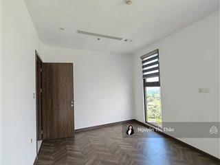 Thuê ngay 2pn+80m²ntcb kính bo trònviews sông,phòng gymtại the beverly 2  vinhomes q9 giá 10tr