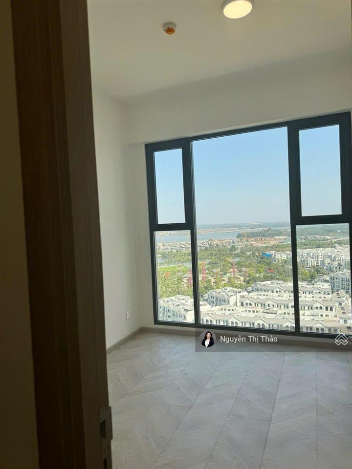 Hè tại gia thuê 2pn 74m² view sông  giá 9,5tr masterise c point  m.phí q.ly an cư lâu àihđ 2năm
