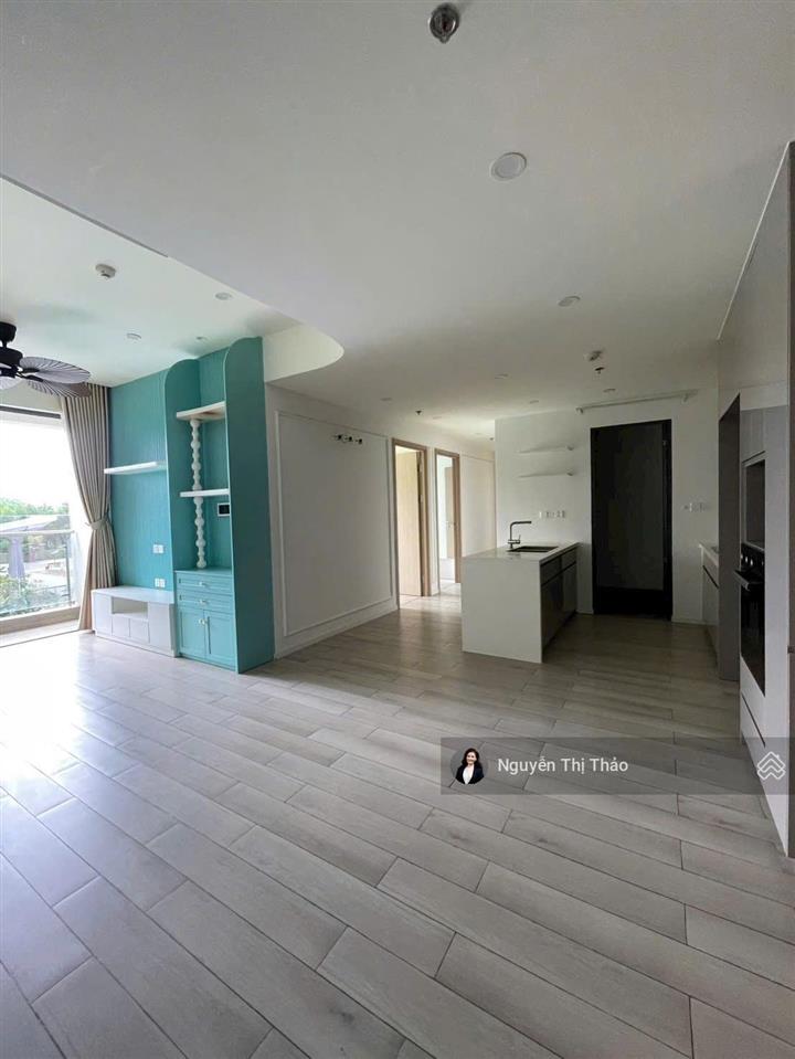 Cho thuê 3pn2wc layout đẹp cho cả gđ,giá 17tr, miễn phí qly,cọc 1  tại masteri center point vin q9