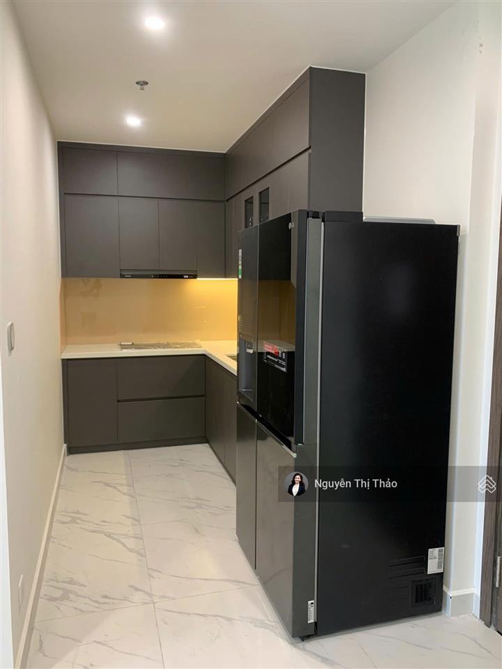 Thuê căn góc 2pn the beverly, view sông lý tưởng, công viên trước nhà thuận tiện giải trívinhomes