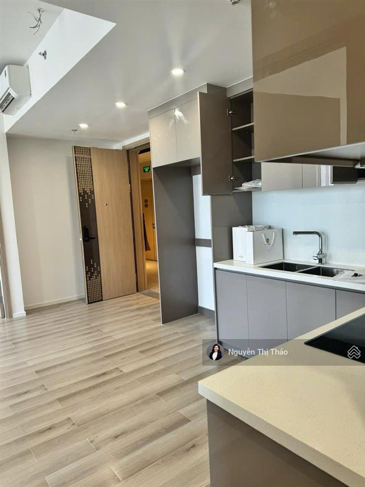 Vui hè tại gia thuê 2pn 74m² view sông giá 10tr masterise c point  m.phí qlyan cư lâu dàihđ 2năm