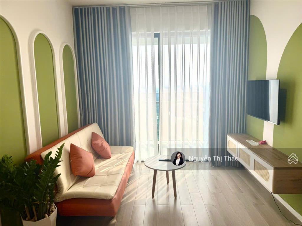 Cho thuê 2pn2wc full nội thất xịn  giá 12trfree phí ql,view cực chill, vào ở liền,tại lumiere q9