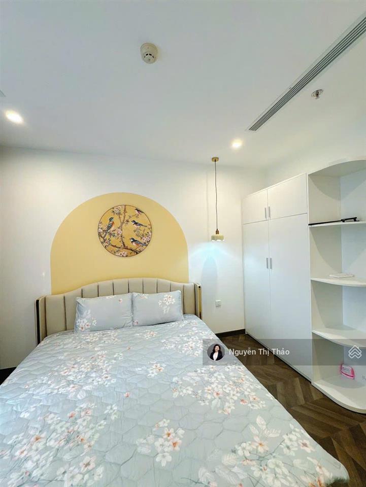 Thuê 1pn+ full nội thất  tòa be6, tầng trung, view hồ bơi vô cực  khu vip the beverly cao cấp