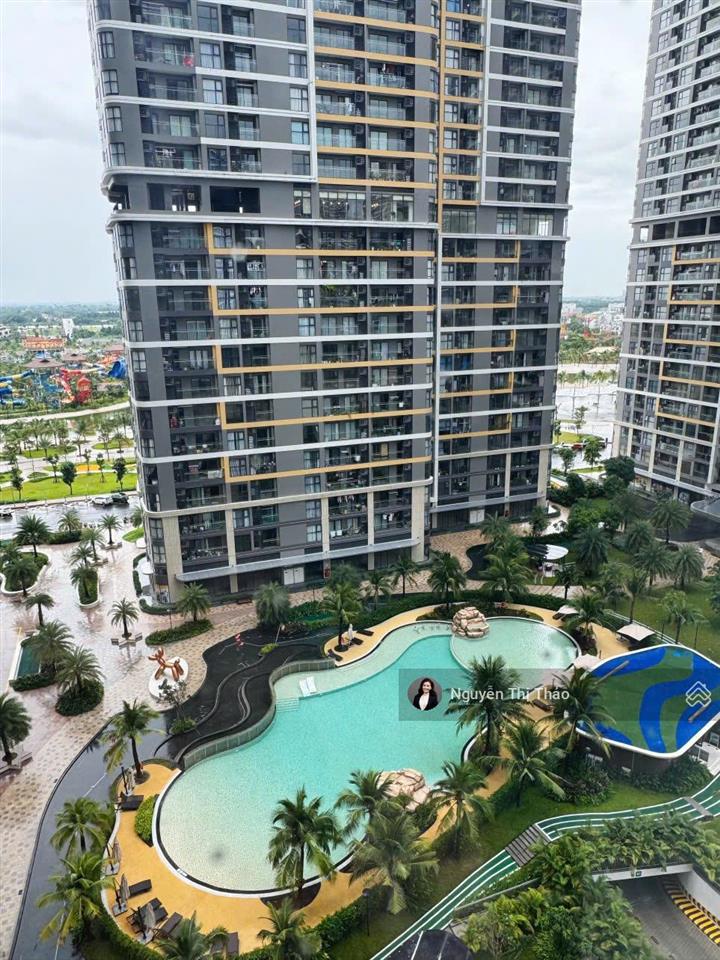 Thuê 1pn+ full nội thất  tòa be6, tầng trung, view hồ bơi vô cực  khu vip the beverly cao cấp
