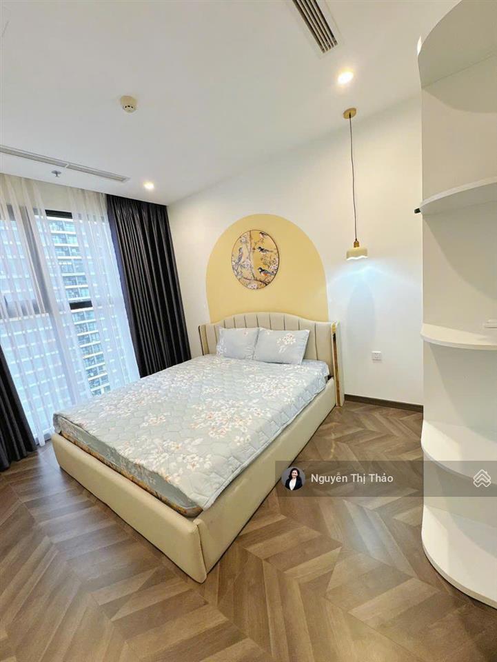 Thuê 1pn+ full nội thất  tòa be6, tầng trung, view hồ bơi vô cực  khu vip the beverly cao cấp