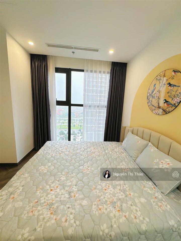 Thuê 1pn+ full nội thất  tòa be6, tầng trung, view hồ bơi vô cực  khu vip the beverly cao cấp