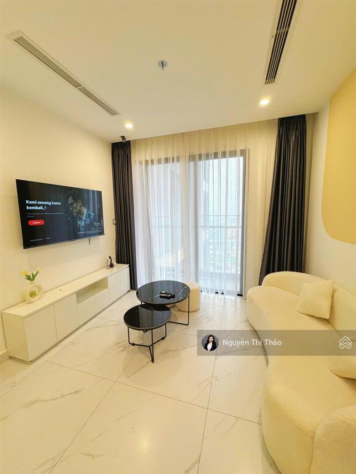 Thuê 1pn+ full nội thất  tòa be6, tầng trung, view hồ bơi vô cực  khu vip the beverly cao cấp