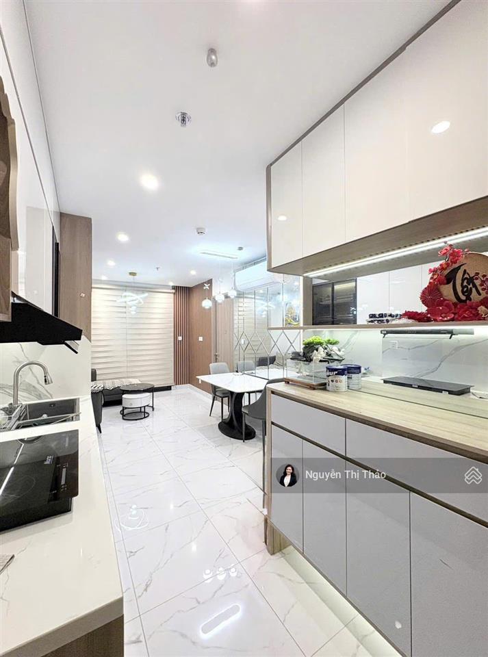 Phân khu đẹpgiá tốt thuê 2pn full nt đẹp,gần các tiện ích tại the beverly solarivin q9 giá 9,5tr