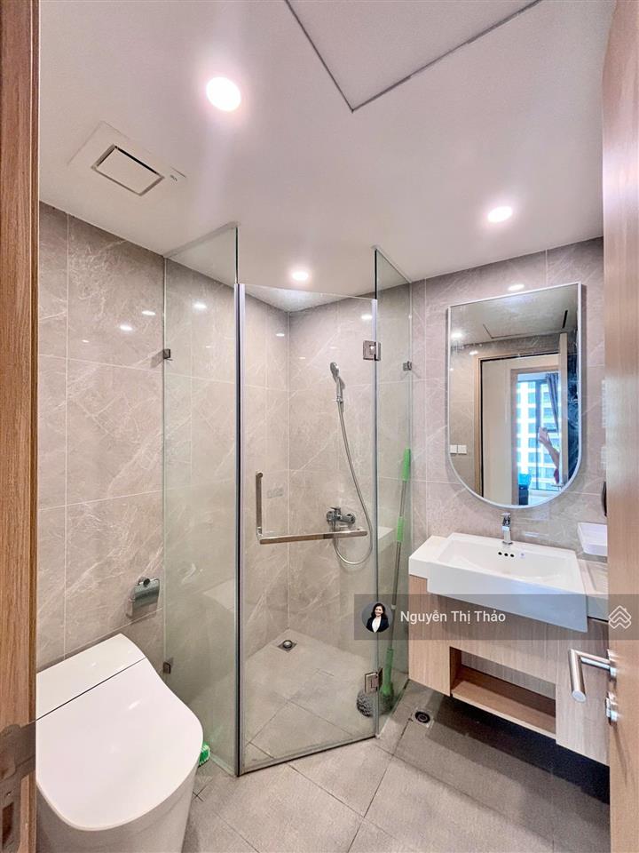 Thuê 1pn+,layout 2pn đủ gườngđủ n.thấtcon có không gian vui chơi tại resort lumiere boulevard q9