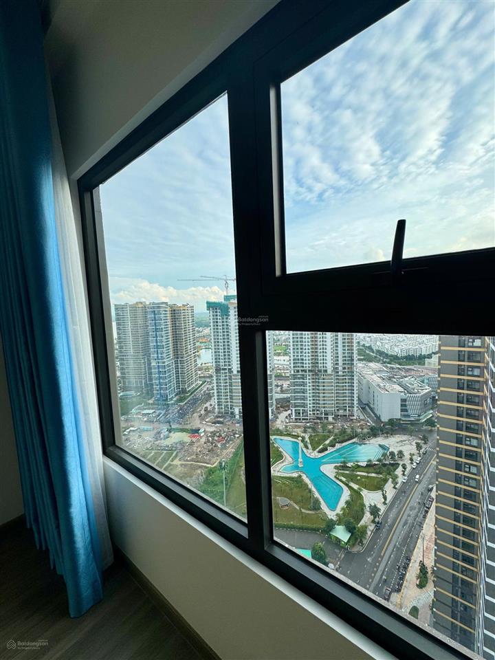 Cho thuê cc đẹp 2pn+ 69m2 full nt tốt , tại the beverly solari vinhomes q9 giá tốt 9tr/th
