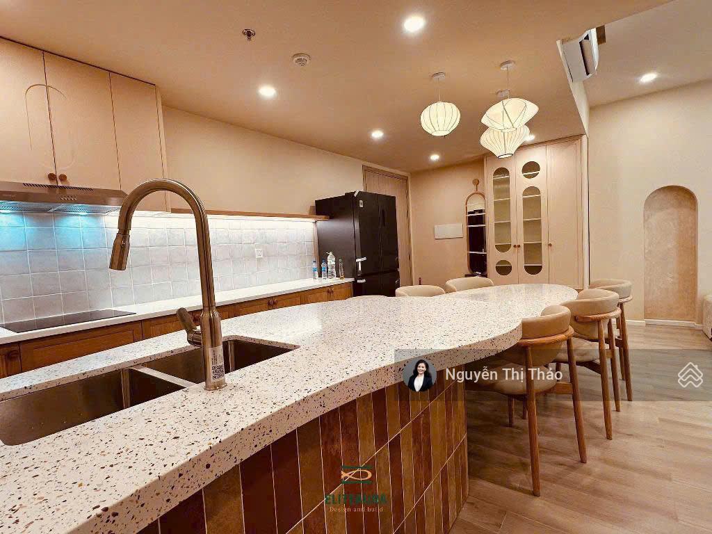 Thuê 3pn100m2 lumière boulevard nthất xịn, view đẹpnơi an cư lý tưởng cho con phát triểnvinhomes