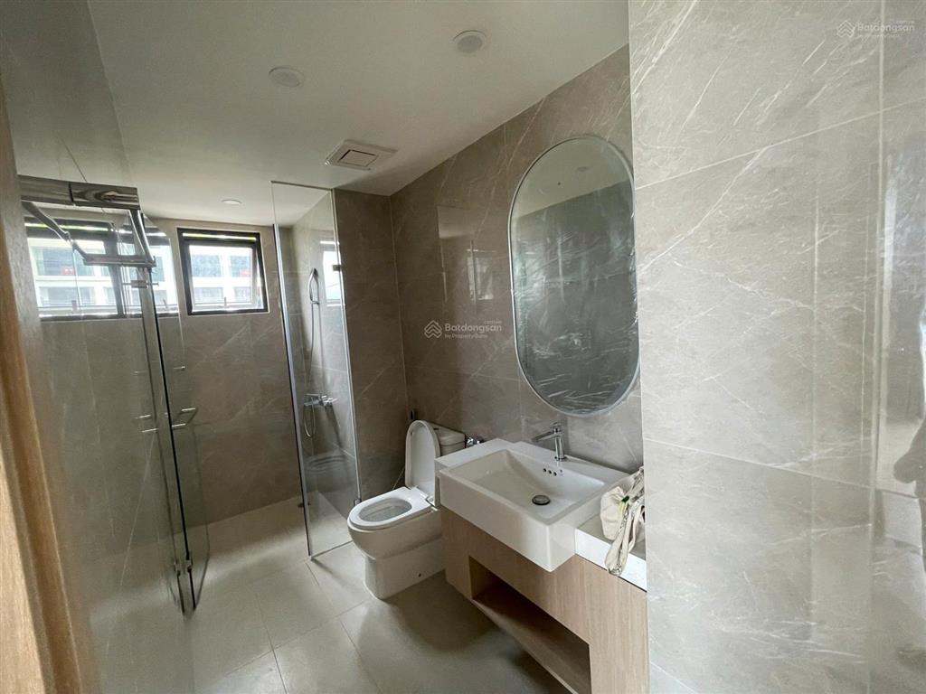 Nhà mới cho thuê 3pn  ntcb  103m2 rộng rãi free ql, giá 14tr tiện nghi tại khu resort lumiere q9
