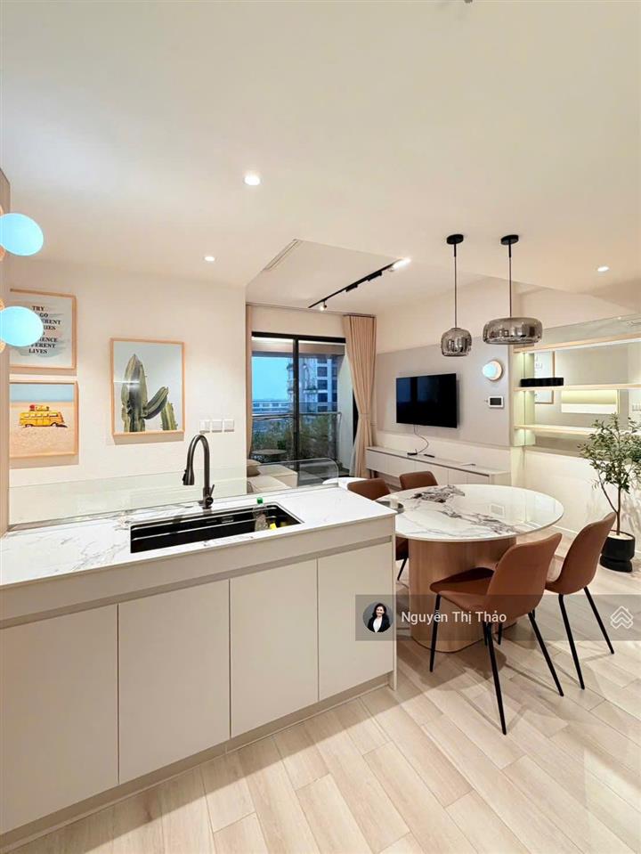 Căn góc 2pn2wc nội thất sang  tone thanh lịch tại khu nghỉ dưỡng lumiere boulevard  vinhomes q9