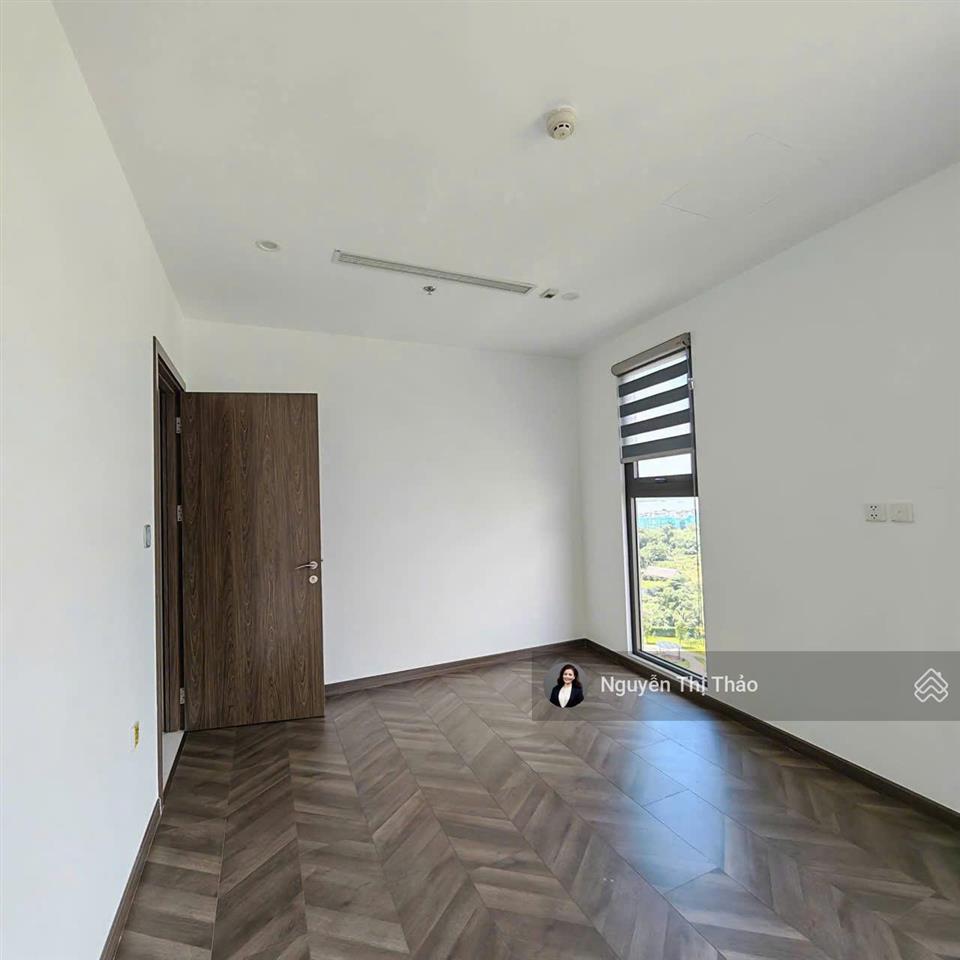 Thuê ngay 3pn 104m² ntcb kính bo trònviews sông, phòng gym tại the beverly 2 vinhomes q9 giá 14tr