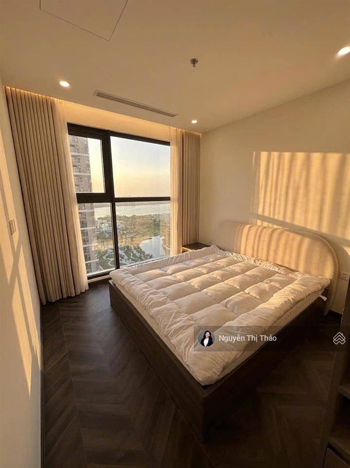 Thuê 2pn(80m) đủ nội thất  view sông đẹp  khu opus cao cấp vinhomes q9  kề vincom mall  cv 36ha