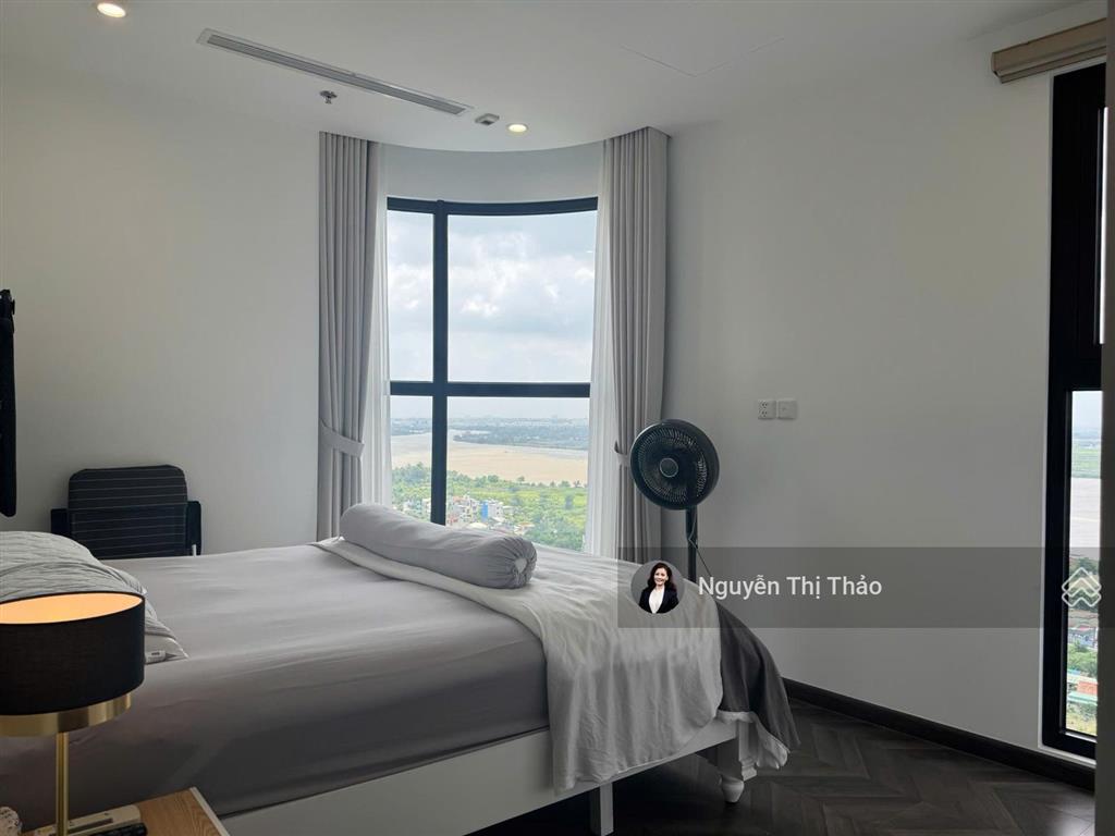 Trải nghiệm đẳng cấp thuê 2pn full nội thất  view sông cv 36ha, 17tr tại the beverly  vinhomes