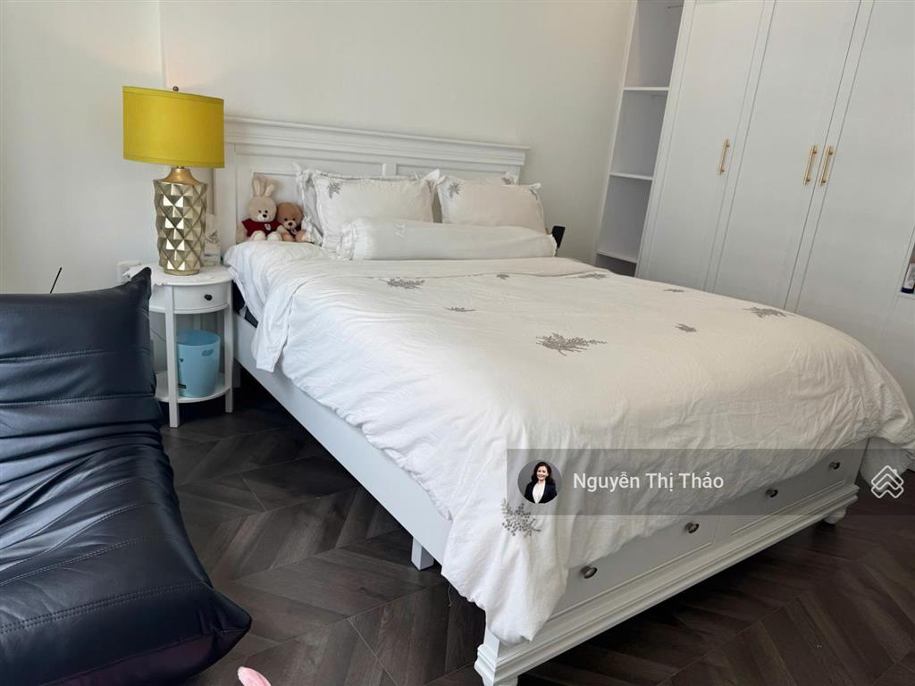 Trải nghiệm đẳng cấp thuê 2pn full nội thất  view sông cv 36ha, 17tr tại the beverly  vinhomes