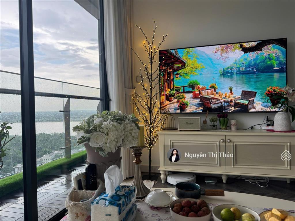 Trải nghiệm đẳng cấp thuê 2pn full nội thất  view sông cv 36ha, 17tr tại the beverly  vinhomes