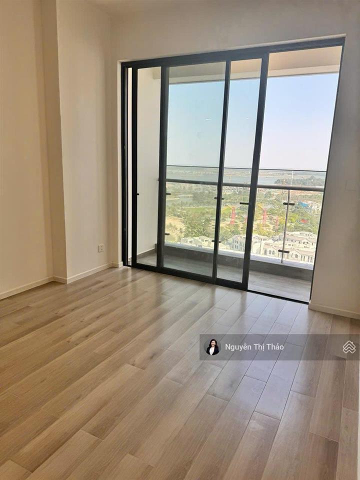 Nạp năng lượng tại gia thuê 2pn 74m² views sông giá 10tr khu resort masterise cent point  m.phí ql