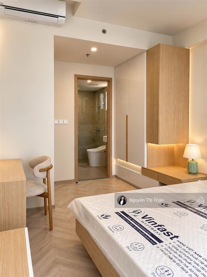 Sẵn sổ chuyển nhượng 2pn2wc full nội thất tòa c, tầng trung masteri q9 có sẵn dòng tiền thuê