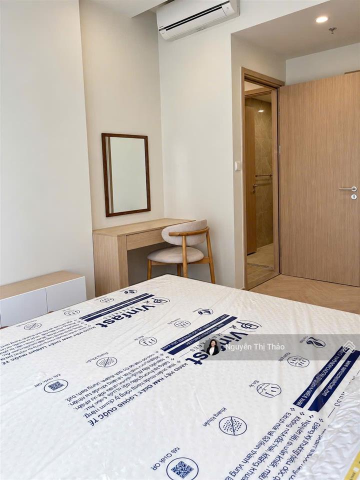 Sẵn sổ chuyển nhượng 2pn2wc full nội thất tòa c, tầng trung masteri q9 có sẵn dòng tiền thuê