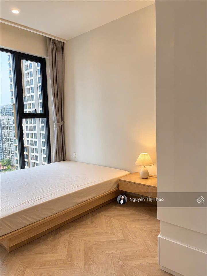 Sẵn sổ chuyển nhượng 2pn2wc full nội thất tòa c, tầng trung masteri q9 có sẵn dòng tiền thuê