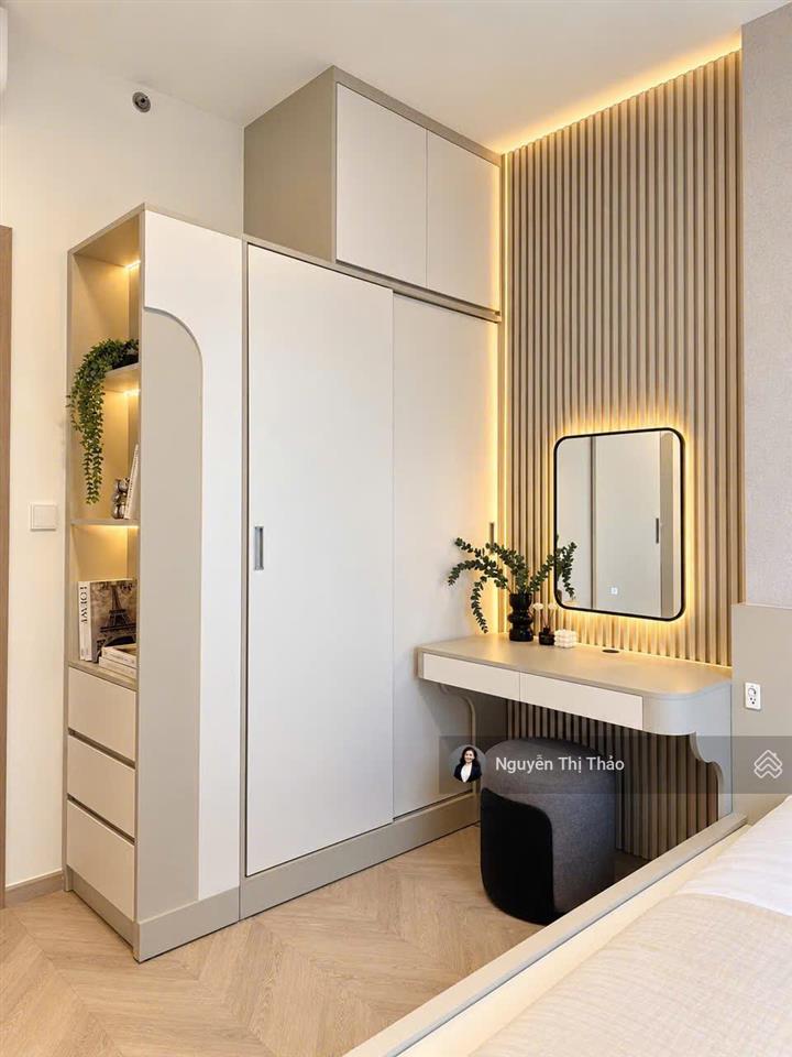 Thuê ngay 2pn2wc nhà đẹp toà gần trường  full cao cấp tại masteri vinhomes q9, miễn phí quản lý