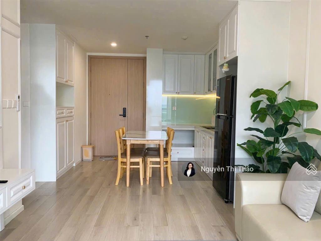 Thuê 1pn + 54m2 có ban công full nt đẹp chỉ 10tr | resort xanh mát lumière masteri q9  vinhomes q9