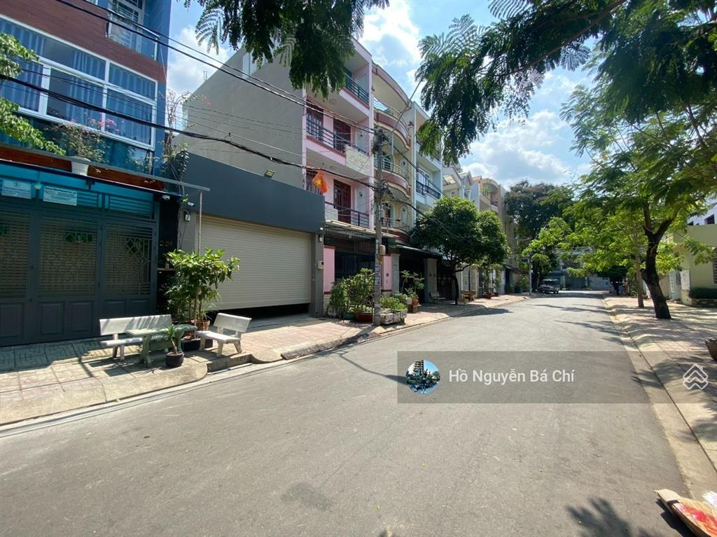 Đối diện công viên đường 16m  phan anh  tô hiệu dt 5x18m ( 2 lầu ) 11,5 tỷ tl quận tân phú !