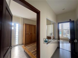 Hẻm 5m thông nguyễn thế truyện dt 4.5x14m (trệt lửng 2 lầu st ) 4pn 5wc  15tr/tháng full nội thất