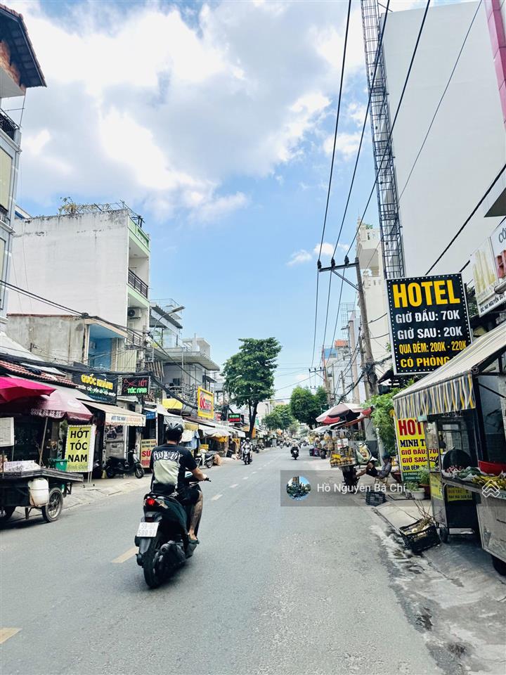 Mtkd nguyễn suý  ngay chợ  không lỗi dt 4x12.7m ( trệt lửng 2 lầu st )  9.6 tỷ