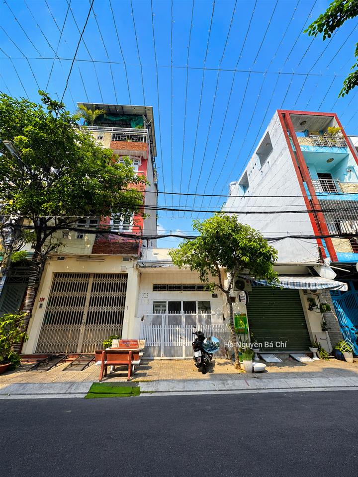 Mt nguyễn trường tộ  ngay nguyễn xuân khoát tân phú dt 4.2x18.5m ( cấp 4 )  11.5 tỷ thương lượng
