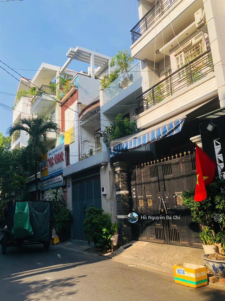 Hẻm vip 33 gò dầu dt 4x20m (2 lầu  st) giá 9,3 tỷ chính chủ