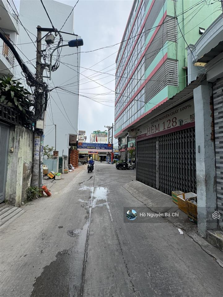 Hẻm 6m thông tân hương 4x27m (3.5 tấm) thu nhập 22tr  ngay chợ tân hương
