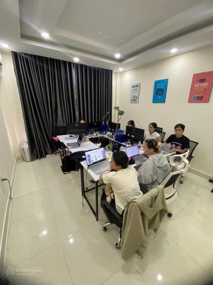 Nhà 4 lầu  kdc lộc vừng  ql13  hiệp bình phước